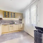 Holiday home 4 Bedroom Amazing In Sanilhac